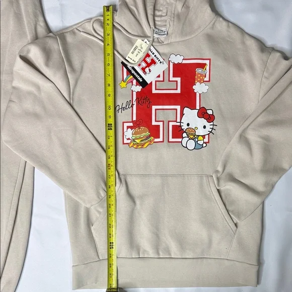 Hello Kitty Women’s Beige Sweatpants with Red Accents - Picture 4 of 8